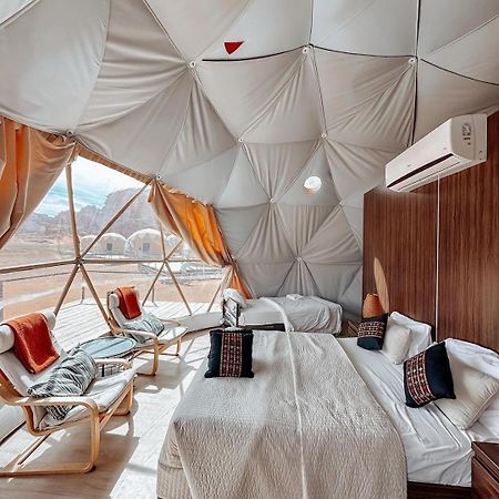 Rum Crystal Luxury Camp ワディ ・ラム エクステリア 写真