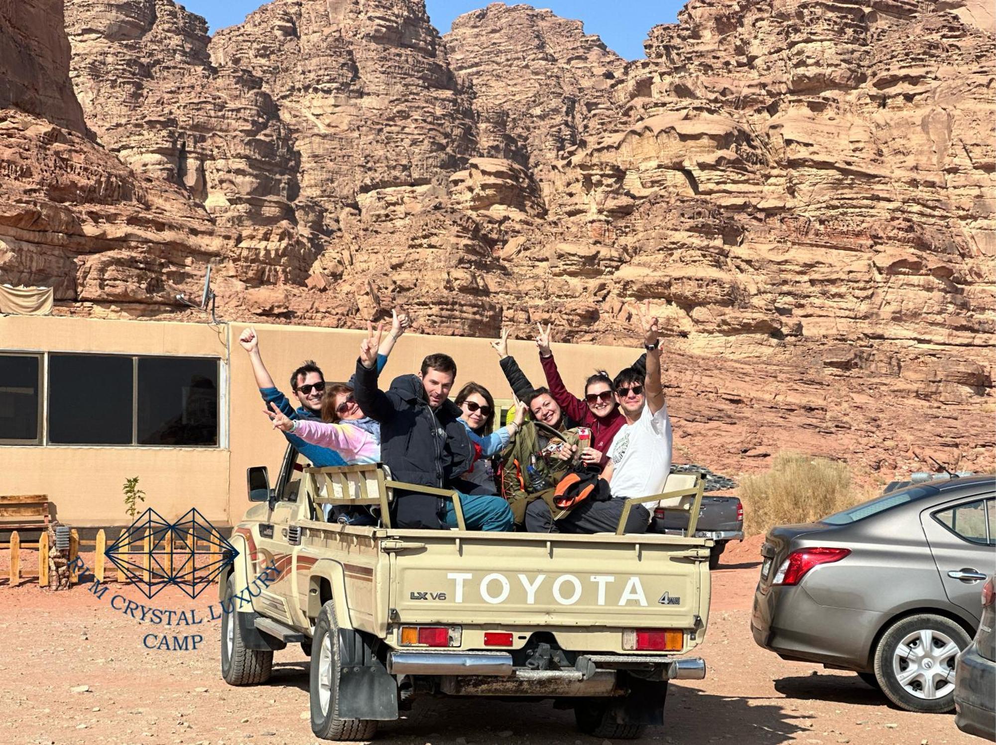 Rum Crystal Luxury Camp ワディ ・ラム エクステリア 写真